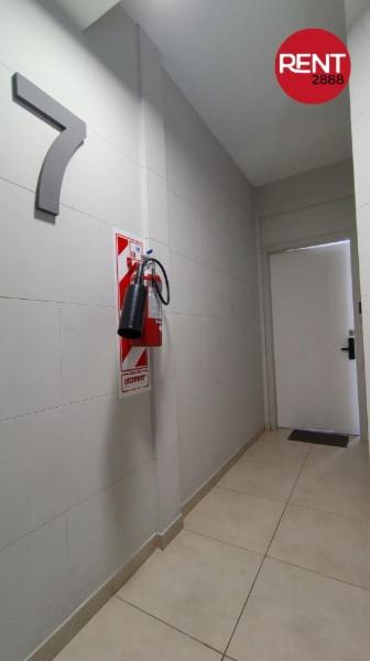 Rent2888 Centro - Apartment with Balcony - 3
