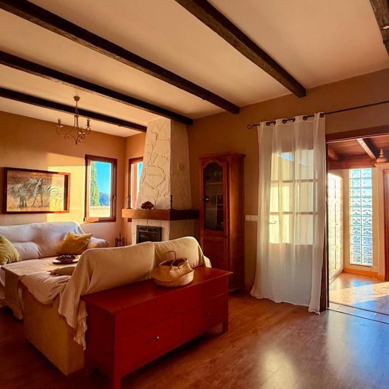 LA CASA ROJA Casa privada con piscina y vistas Zona Torrox - Chalet de 3 dormitorios - 2