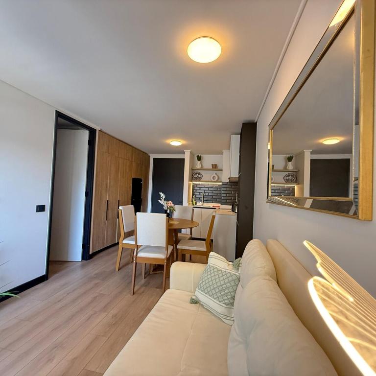 Depto cercano a Barrio Italia y Estadio Nacional - One-Bedroom Apartment - 29
