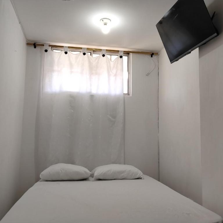 Apartaestudio Centro Histórico Medellín - One-Bedroom Apartment - 2
