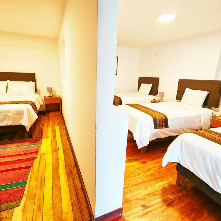 Cusco - Flor de Loto - Superior Quadruple Room - 1