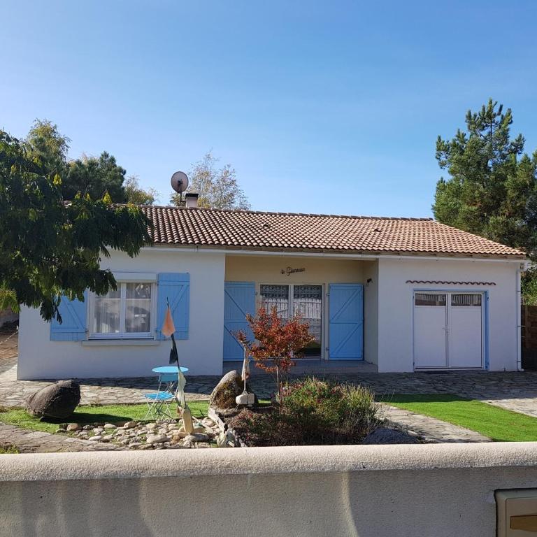 Maison rénovée près de la plage, avec parking, idéale pour 4/6 personnes - FR-1-194-340 - Casa - 1
