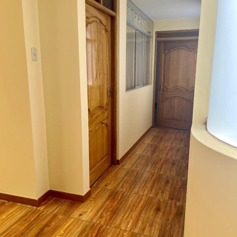Utama Puno - Three-Bedroom Apartment - High Floor - 8