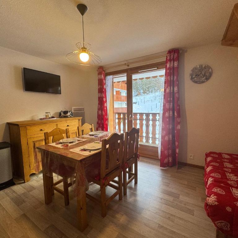 Appartement charmant proche pistes avec parking - Appartement 1 Chambre - 4