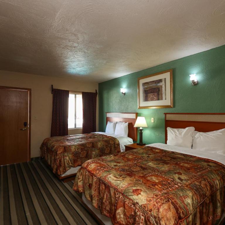 Hotel El Ejecutivo Tijuana - Standard Twin Room - 9