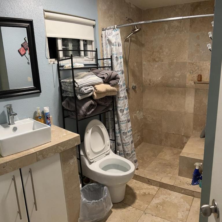 Casa Blanca, Tijuana beaches - Three-Bedroom House - 12