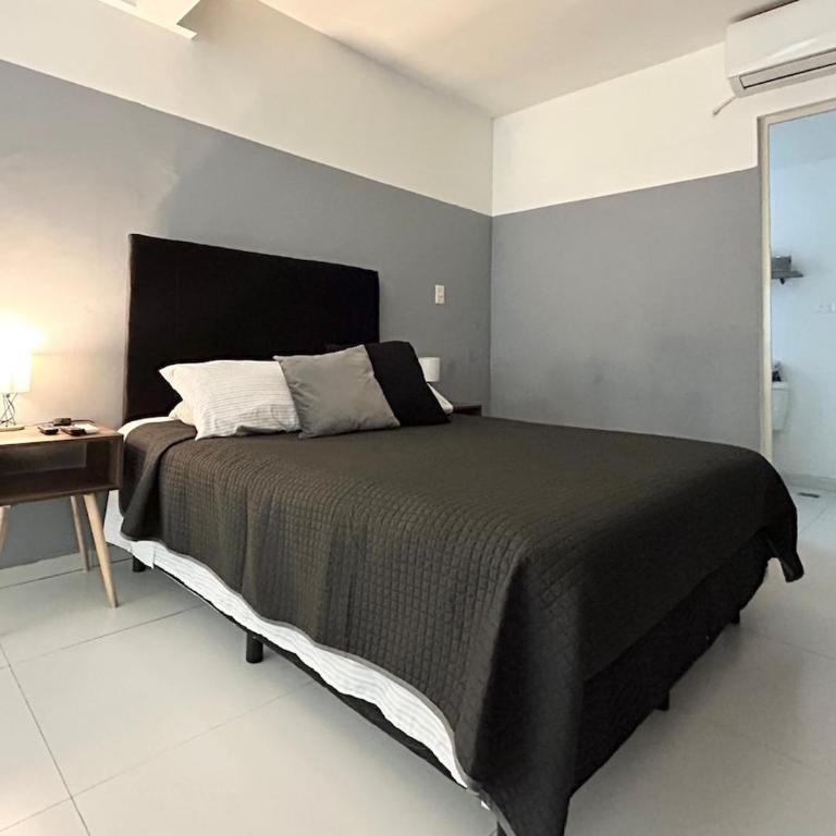 Loft en Cumbres Mty Wifi Parking Pool & HDtv - One-Bedroom Apartment - 24