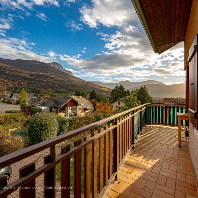 Maison 3 chambres, espace et jolie vue - Casa con 3 Camere da Letto - 1