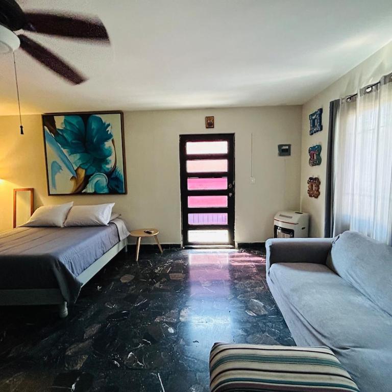 New studio 10 min BBVA Stadium Wifi & Coffee - One-Bedroom Apartment - 19