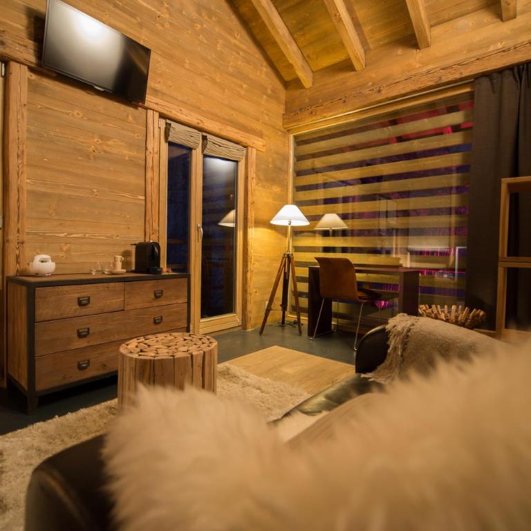 Les Mazots de la Source & Spa - Superior Chalet 3 - 1