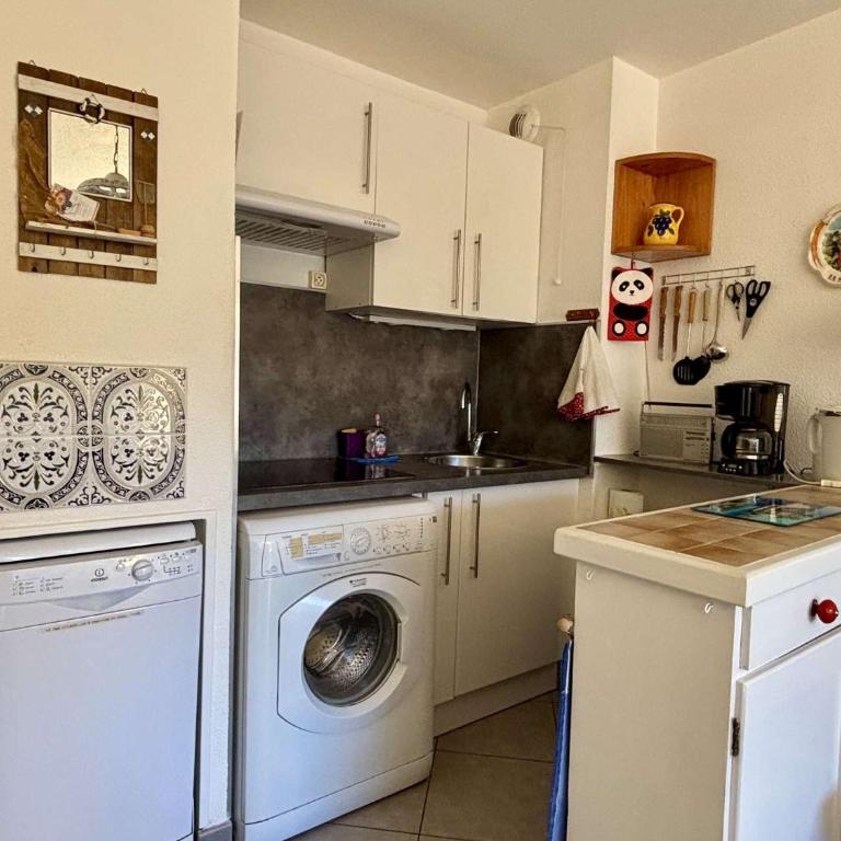 Appartement 2 pièces cabine dans résidence avec piscine 4 couchages AR070-D209 - Apartment - 3