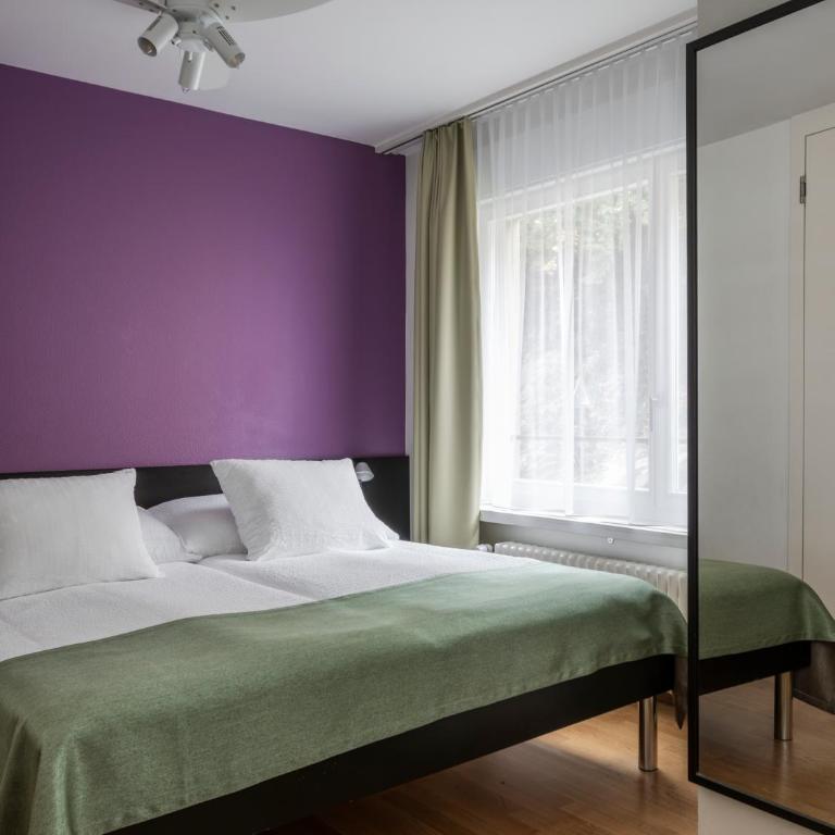 Boutique Hotel KARL - Dreibettzimmer - 1