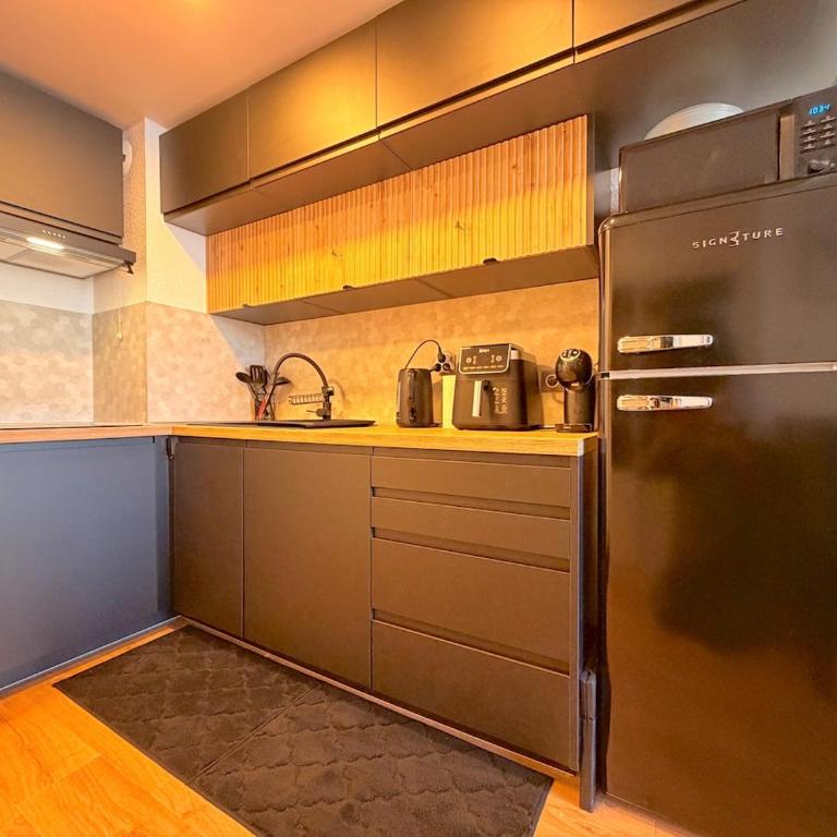 Logement rénové & calme - Jolie vue - Appartement 1 Chambre - 13