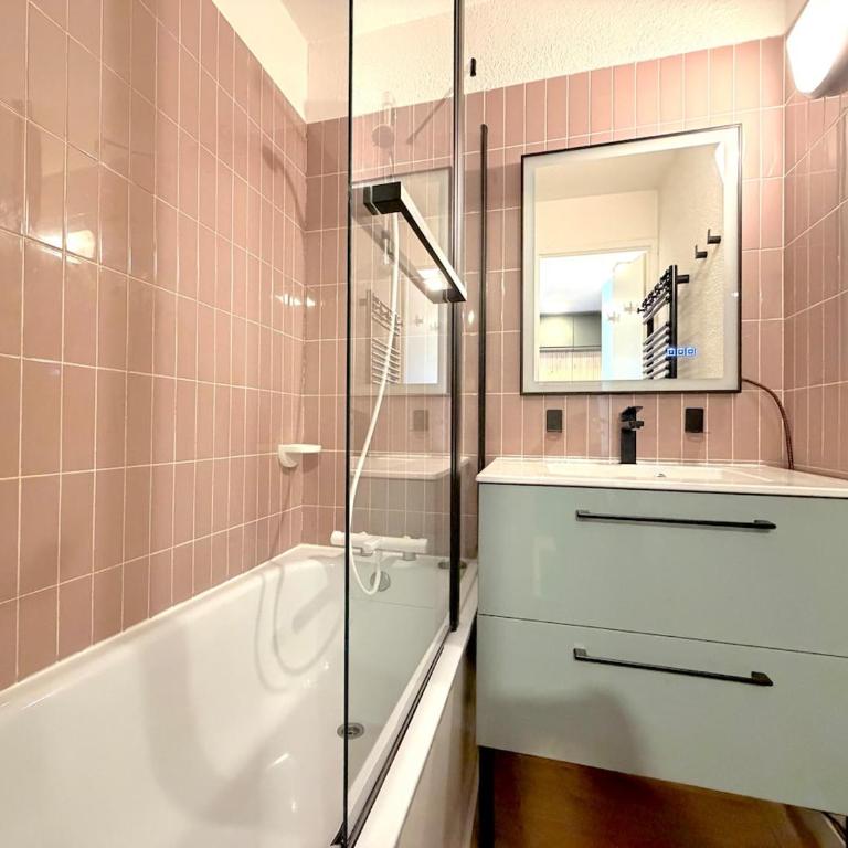 Logement rénové & calme - Jolie vue - Appartement 1 Chambre - 16