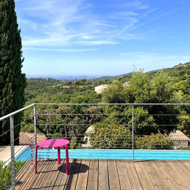Villa PASSEREAUX avec piscine et vue mer pour 8 personnes au cœur du Domaine de Valcros - Maison de Vacances 4 Chambres - 6
