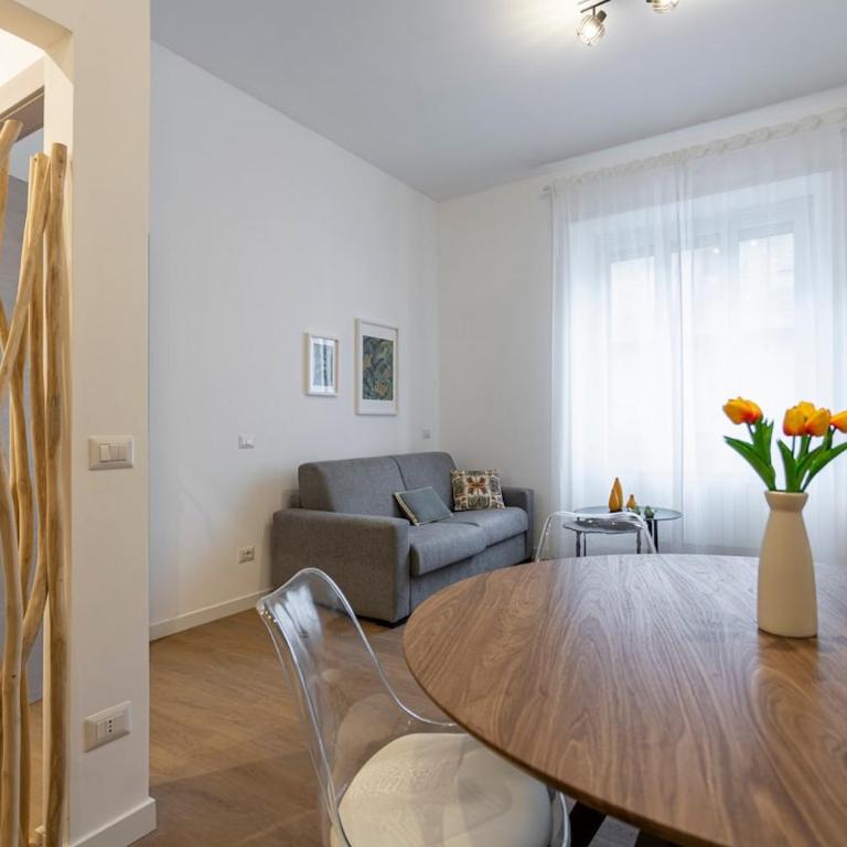 Vatican & Prati 10 min - 2 Suites - 3 Work Desks - Appartamento con 3 Camere da Letto - 5