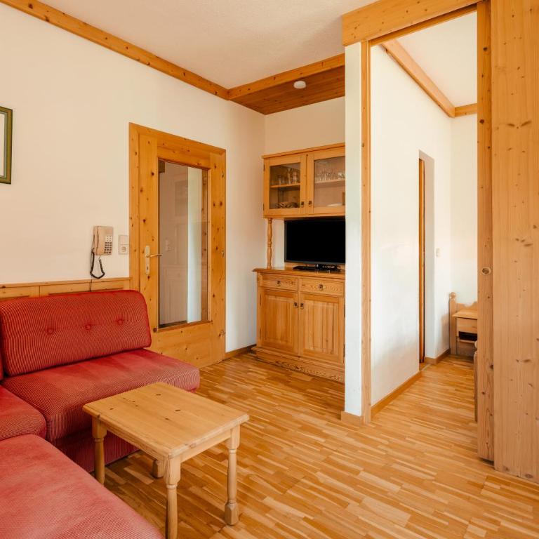 Ferienhof Obergasser und Bergblick - Apartment mit 2 Schlafzimmern und Blick auf das Wasser - 1