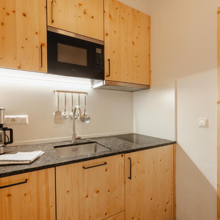 Ferienhof Obergasser und Bergblick - Apartment mit 2 Schlafzimmern und Blick auf das Wasser - 5
