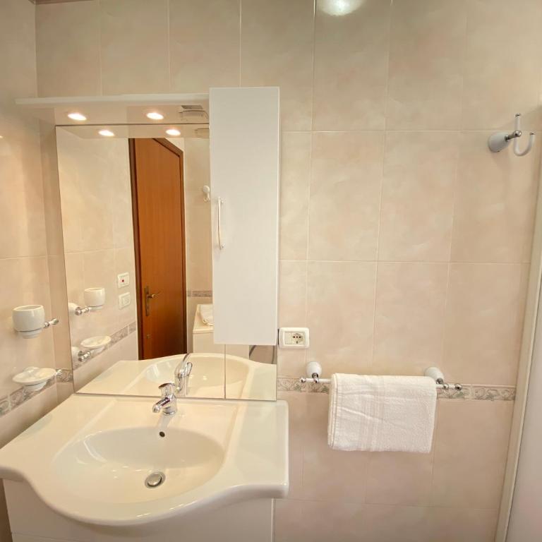 Elegant House Gallipoli - Two-Bedroom Standard Apartment - 3