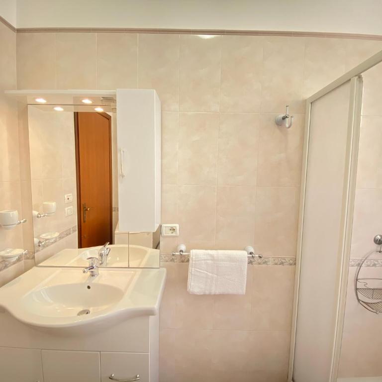 Elegant House Gallipoli - Two-Bedroom Standard Apartment - 15