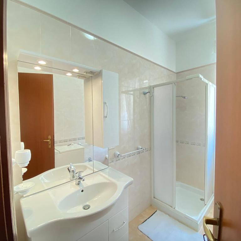 Elegant House Gallipoli - Two-Bedroom Standard Apartment - 21