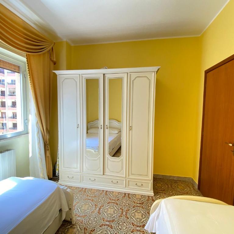 Elegant House Gallipoli - Two-Bedroom Standard Apartment - 49