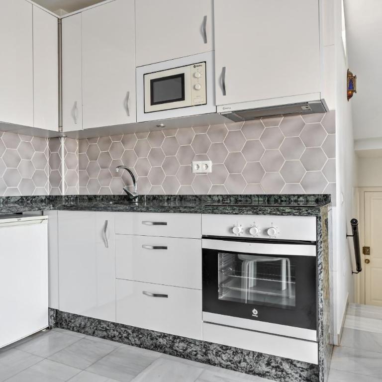 Sea View Home with 3 Terraces near Burriana Beach - One-Bedroom Apartment with Sea View and Terrace - 6