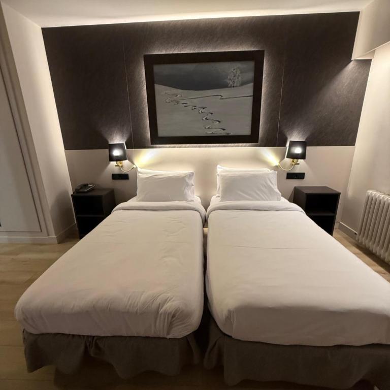 Hotel Guineu - Habitación Doble - 2 camas - 3