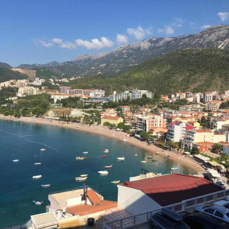 Luxury Apartments Trend - Apartman sa 2 Spavaće Sobe, Terasom i Pogledom na More - 9