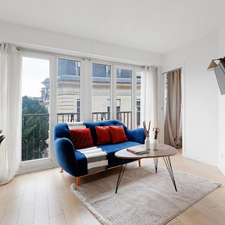 Serenty - 2BR - Arc de Triomphe & Champs-Élysées - Apartment - 2
