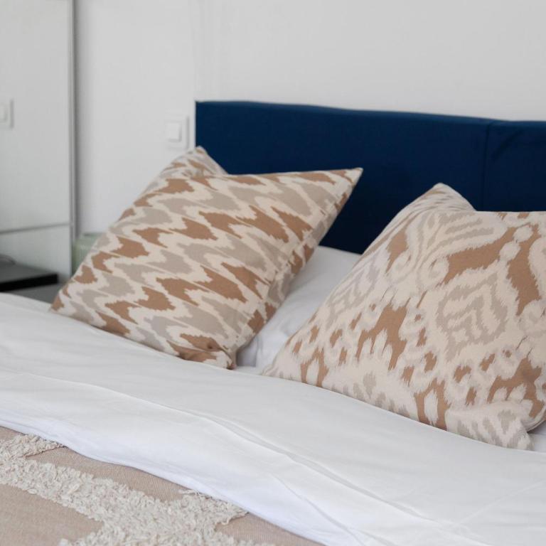 Serenty - 2BR - Arc de Triomphe & Champs-Élysées - Apartment - 15