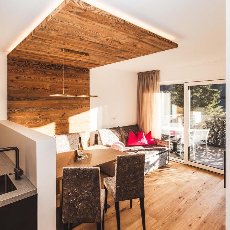 Paradeis Apartments - Appartamento con 1 Camera da Letto e Balcone - 1