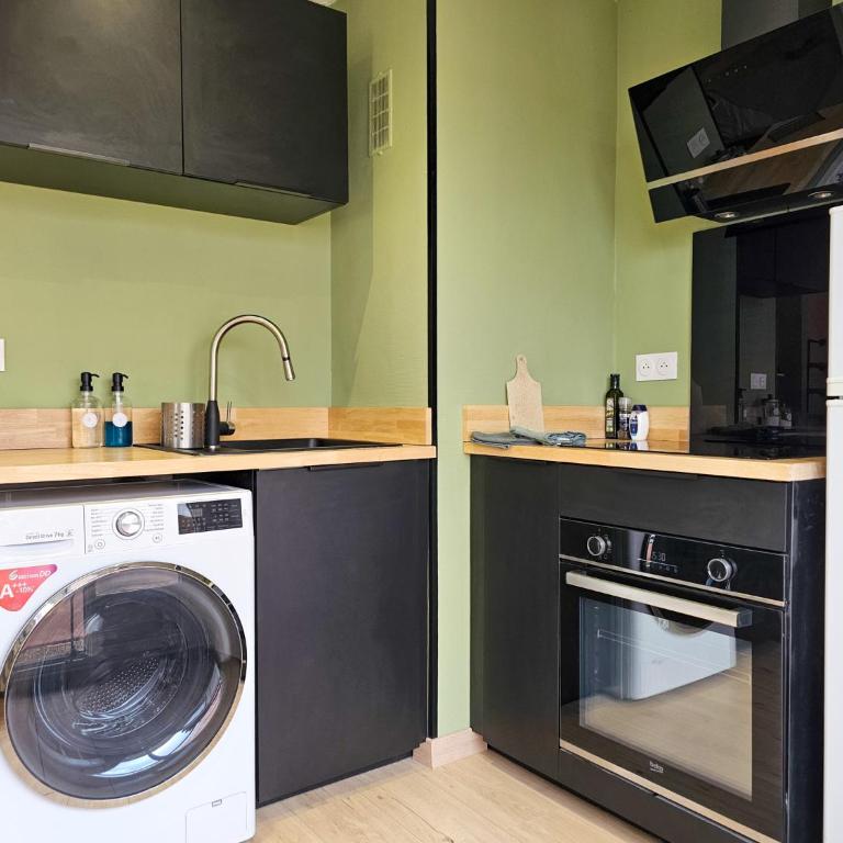 L'Atelier de Chénieux - Proche Gare - Appartement 1 Chambre avec Balcon et Vue sur la Ville - 17