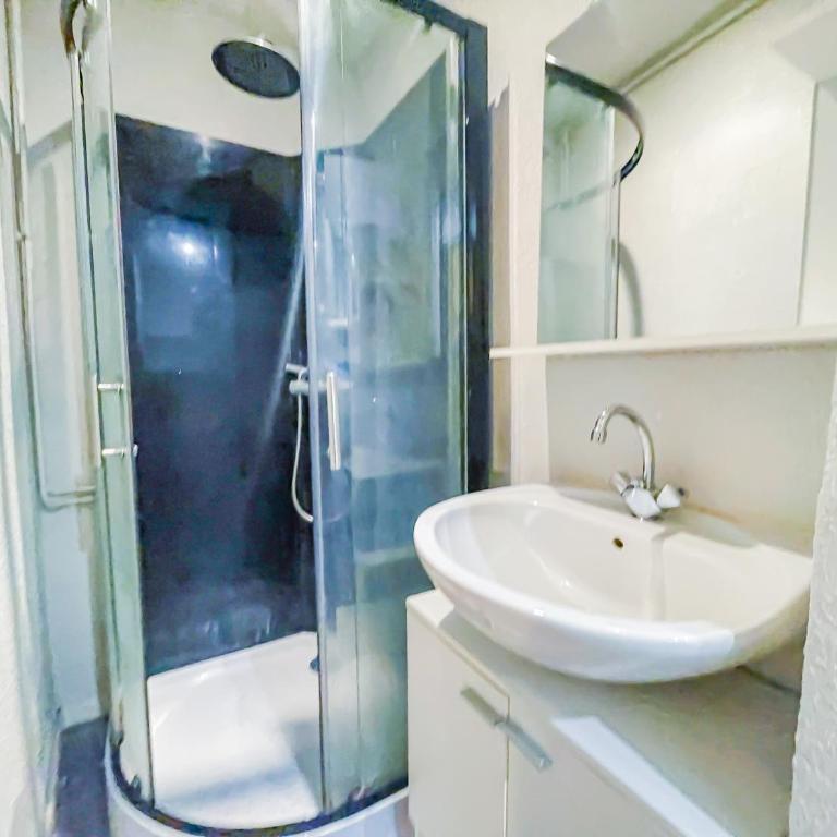 Studio calme et bien situé à Clermont-Ferrand - Studio-Apartment - 10
