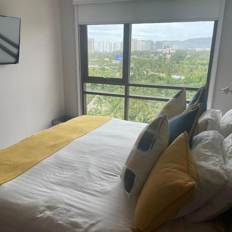 MF-3-Acapulco Mexico Beach front 3bedroom - Apartment - 55