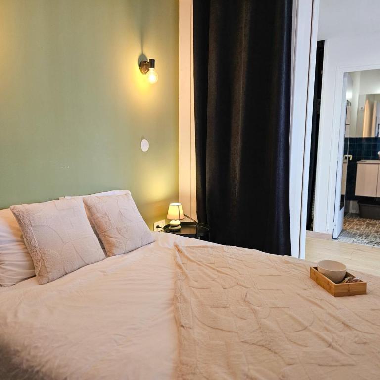 L'Atelier de Chénieux - Proche Gare - Appartement 1 Chambre avec Balcon et Vue sur la Ville - 30