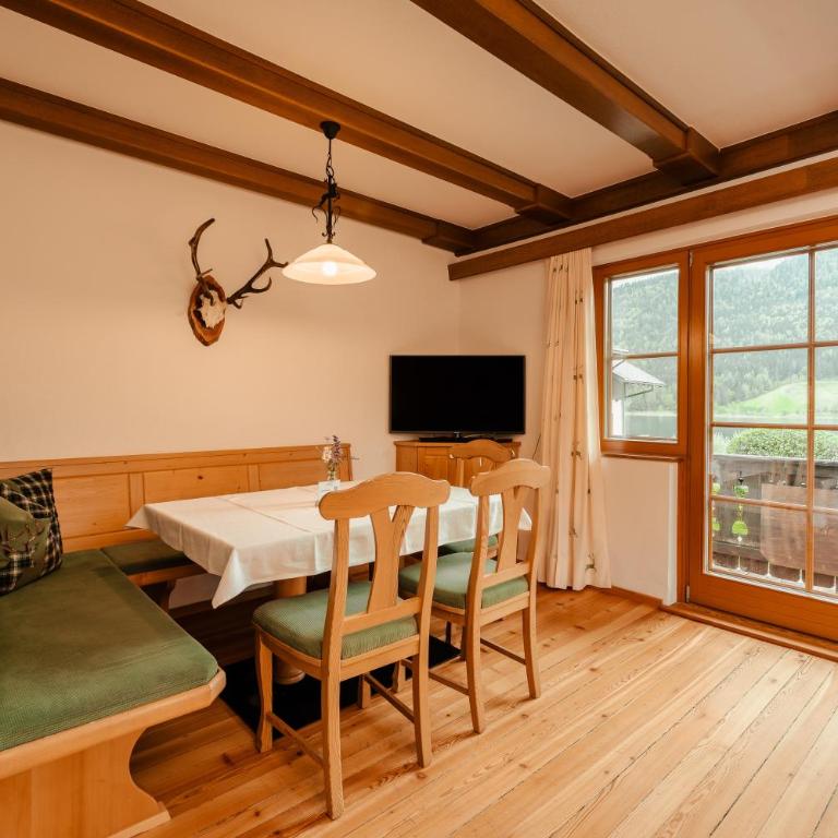 Ferienhof Obergasser und Bergblick - Ferienhaus mit 3 Schlafzimmern - 2