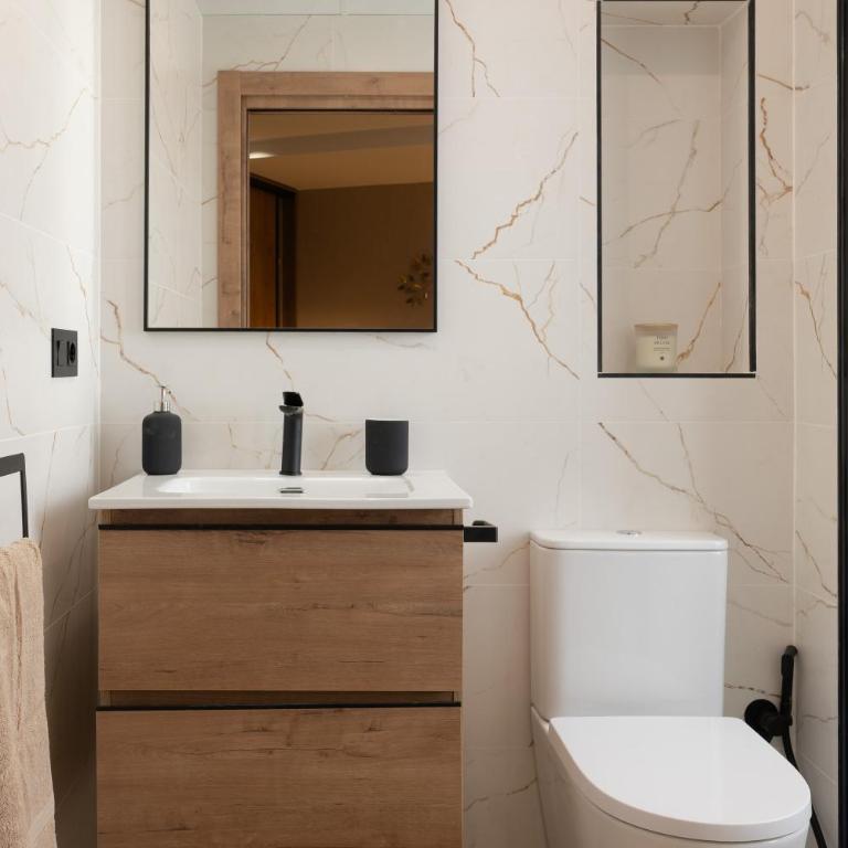 Comeback CASTA DIVA - Four-Bedroom Apartment - 19