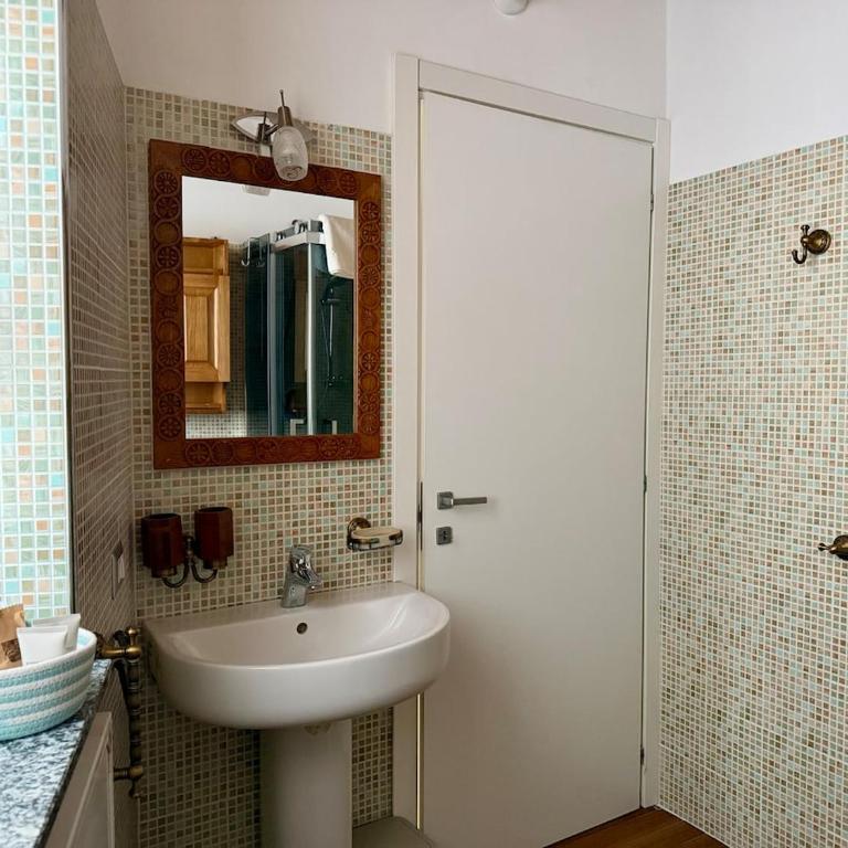 Casa lungo lago - Martinica Lake - One-Bedroom Apartment - 10
