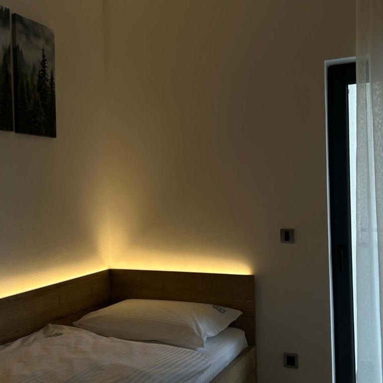 Monte Casa Lux - Two-Bedroom Apartment with Balcony - 7