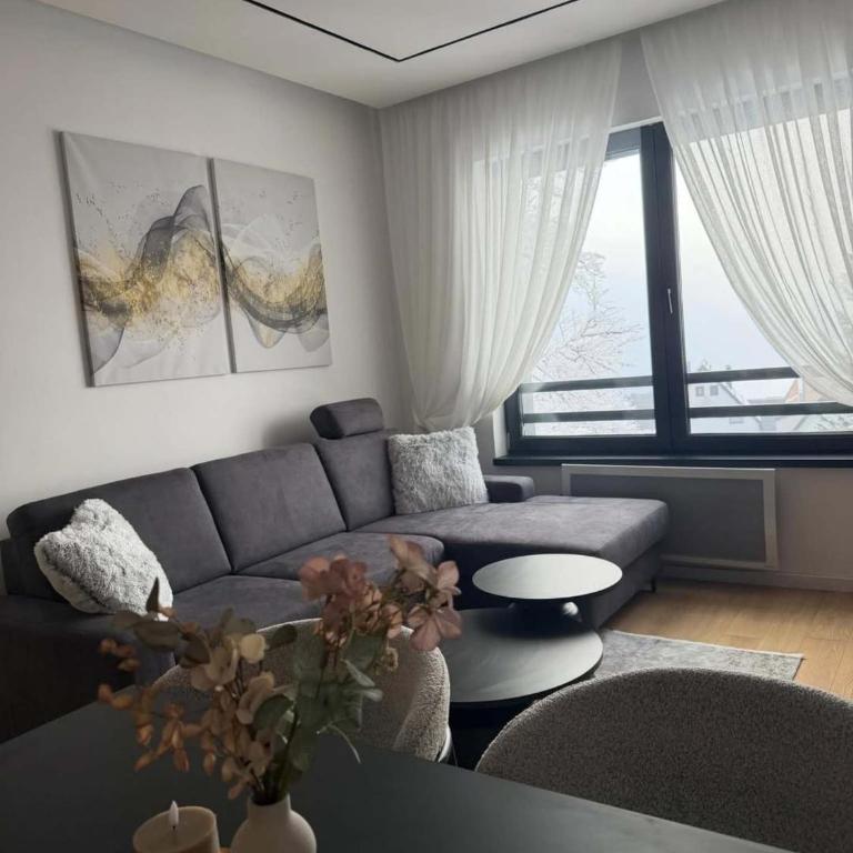 Monte Casa Lux - Two-Bedroom Apartment with Balcony - 8
