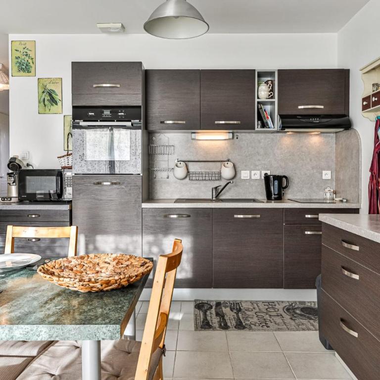 La délicieuse de Sion - Apartment - 9