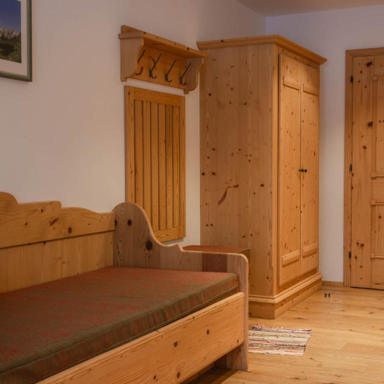 Bauernhof Krahlehen - B&B - Apartments - Habitación Triple Clásica - 4