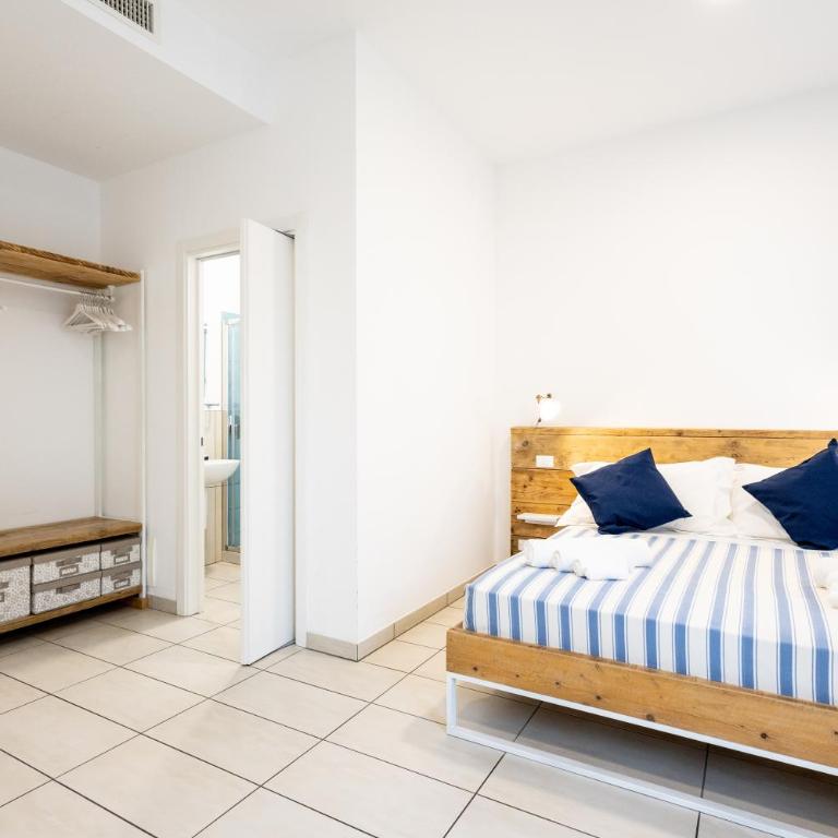 Le Sabbie B&B - Camere in villino a 50mt dal mare - Camera Tripla con Bagno Privato - 9