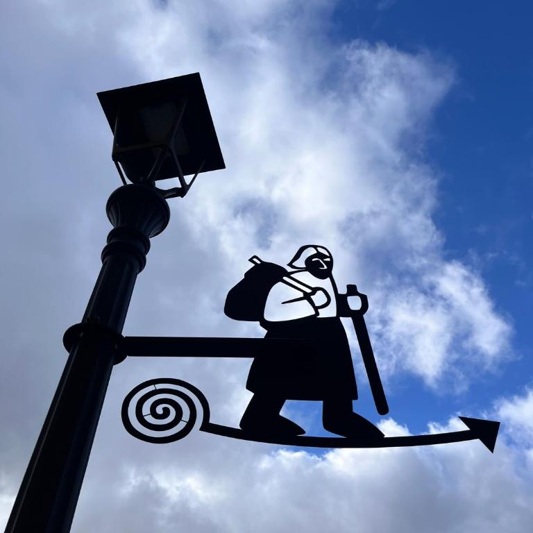 Palazzo Dasso - Appartamento Familiare con 2 Camere da Letto - 8