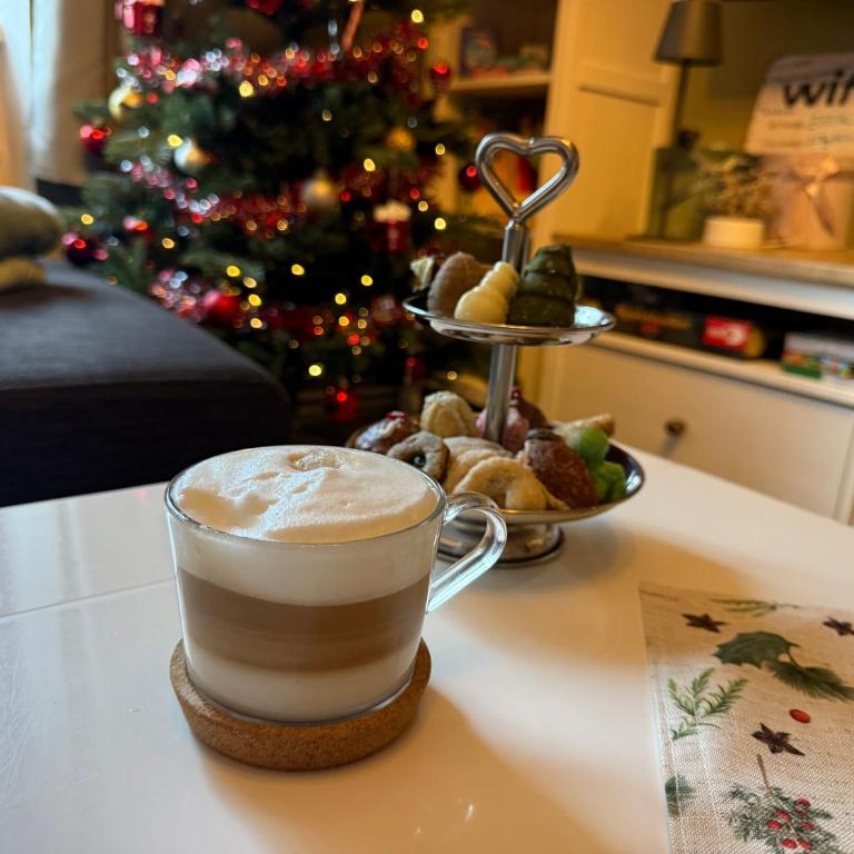 Nest Salzkammergut- Cozy Stay in Bad Aussee, Near Hallstatt - Garden & BBQ - Apartment mit 1 Schlafzimmer - 93
