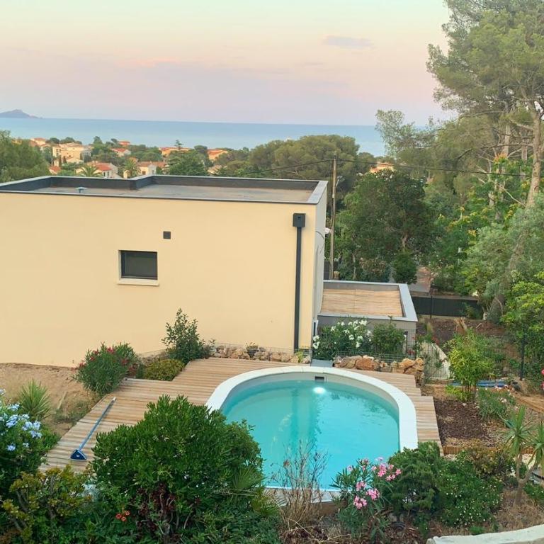 Villa avec piscine et vue mer à 700 m de la plage - Villa - 2