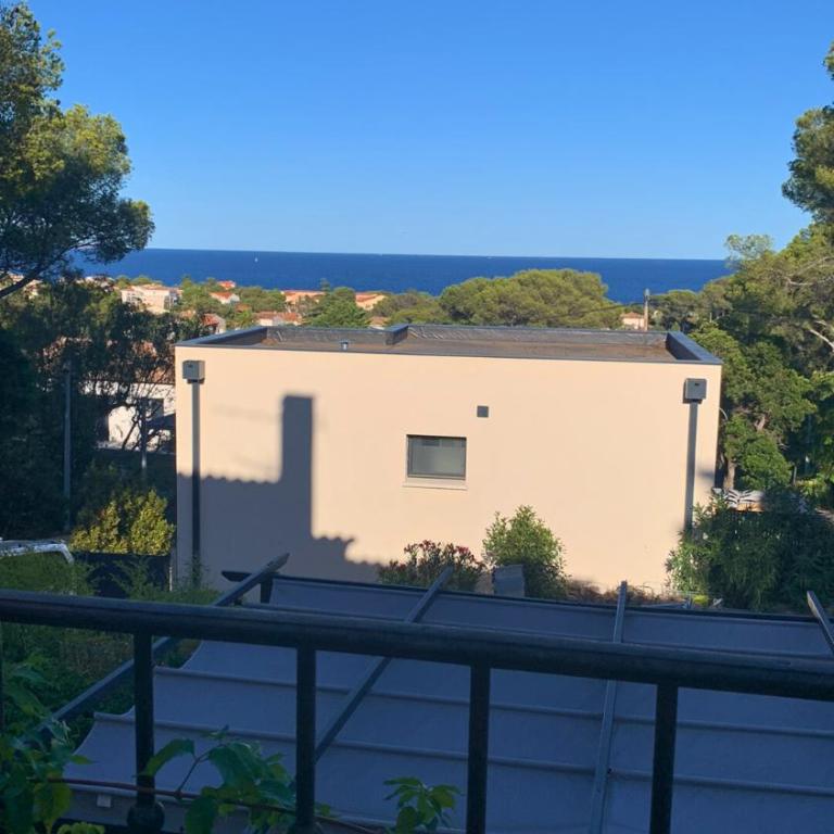 Villa avec piscine et vue mer à 700 m de la plage - Villa - 7