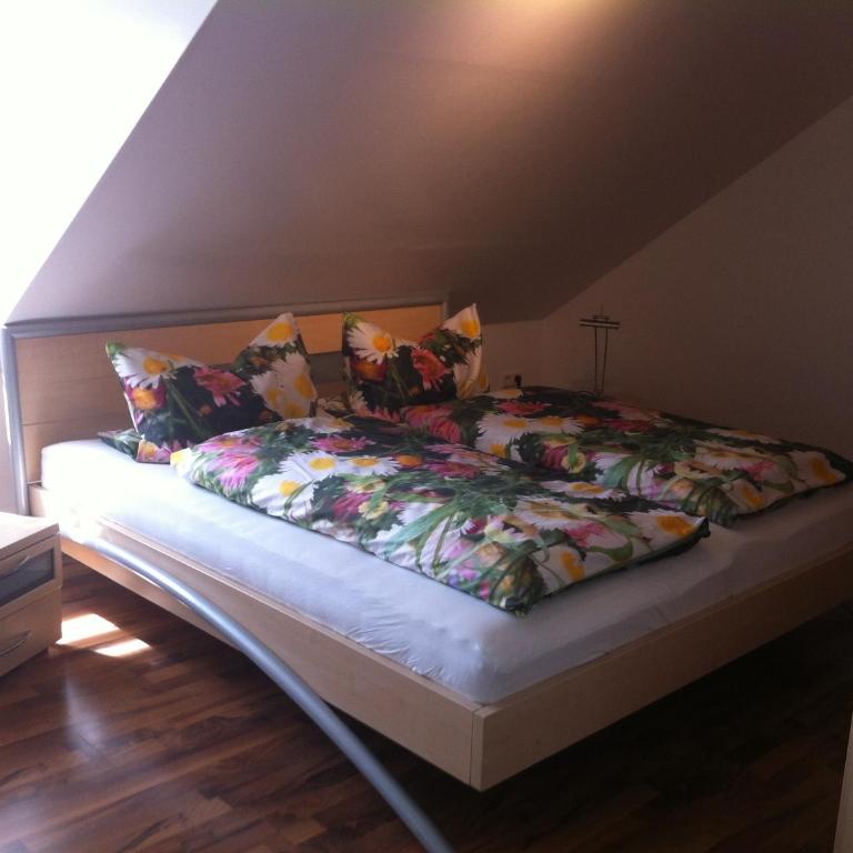 Fewo extraschön - Dachgeschoss - Apartment mit 1 Schlafzimmer - 13