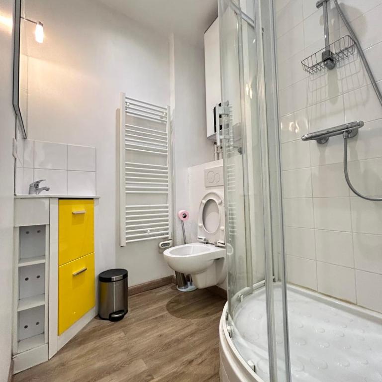 Charming 2-bedroom apartment with quality amenities in Old Cannes - Apartamento de 2 dormitorios - 5